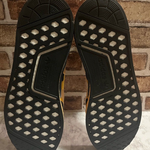 Adidas - Picture 5 of 6